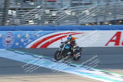 media/Nov-26-2022-Fastrack Riders (Sat) [[b001e85eef]]/Level 1/Session 1 Front Straight/